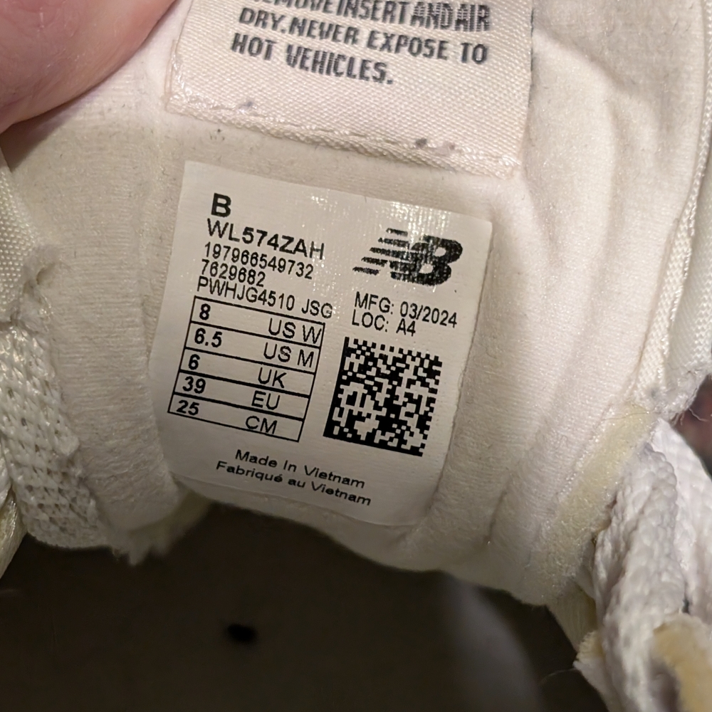 New Balance Women's 574 Platform - Picture 3 of 6